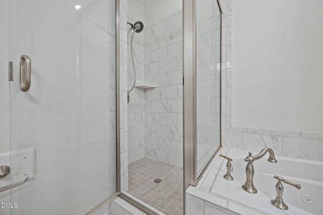 225 Kenmont Drive, Holly Springs, NC 27540