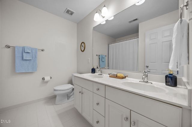 225 Kenmont Drive, Holly Springs, NC 27540