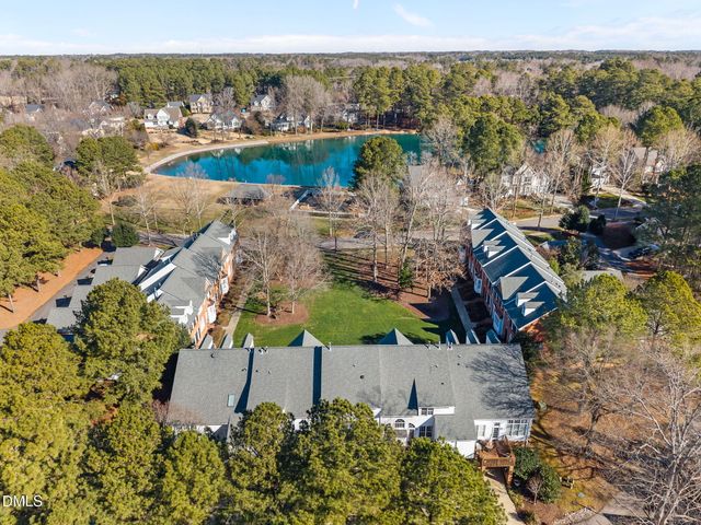 225 Kenmont Drive, Holly Springs, NC 27540