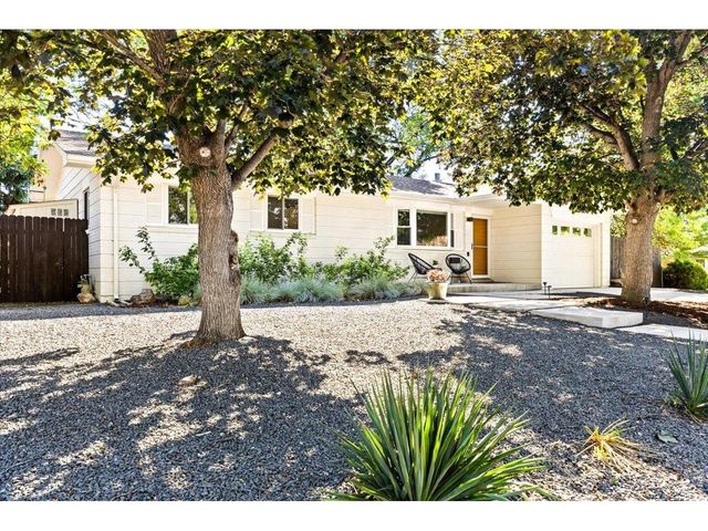 890 Toedtli Dr, Boulder, CO 80305