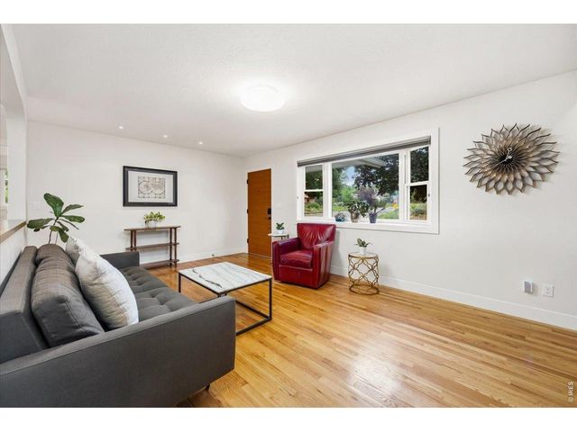 890 Toedtli Dr, Boulder, CO 80305