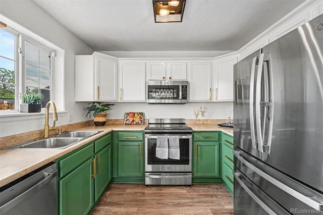 620 S Stuart Street, Denver, CO 80219