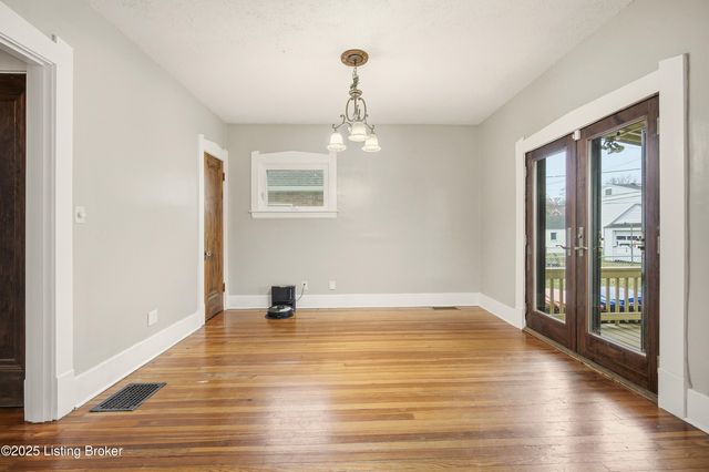 1206 Larue Ave, Louisville, KY 40213