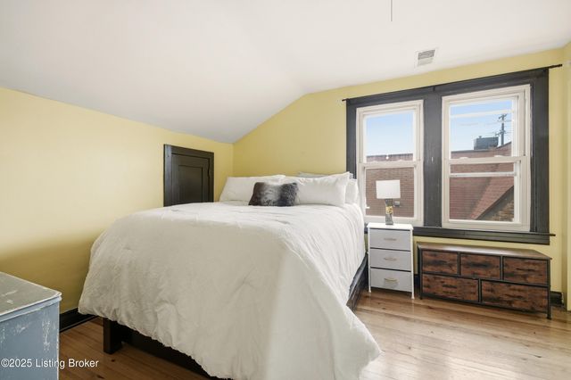 1206 Larue Ave, Louisville, KY 40213