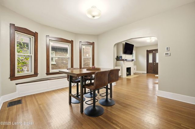 1206 Larue Ave, Louisville, KY 40213