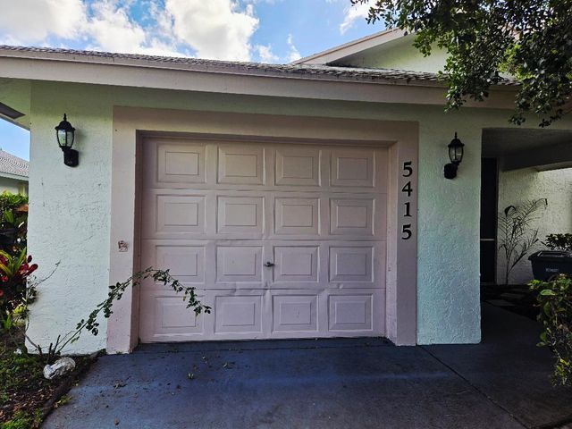 5415 Crystal Anne Drive, West Palm Beach, FL 33417