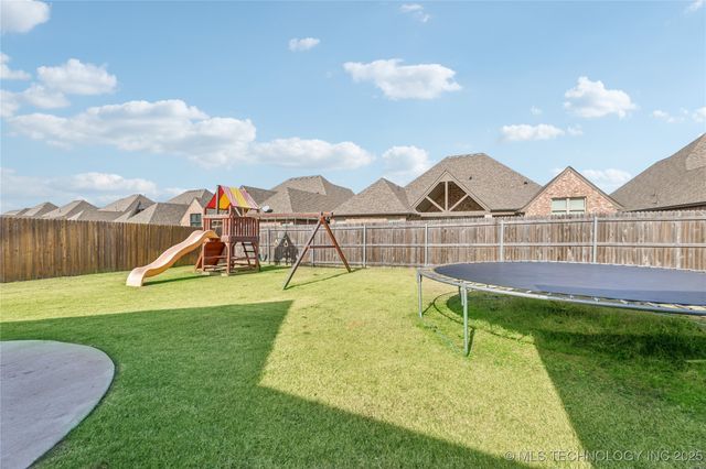 2920 E Portland Place, Broken Arrow, OK 74014