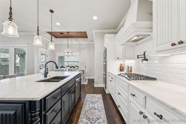 2920 E Portland Place, Broken Arrow, OK 74014