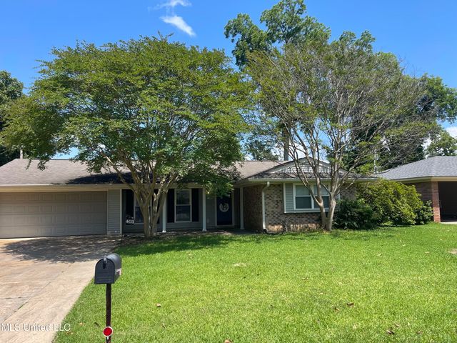 403 Lindberg Avenue, Natchez, MS 39120