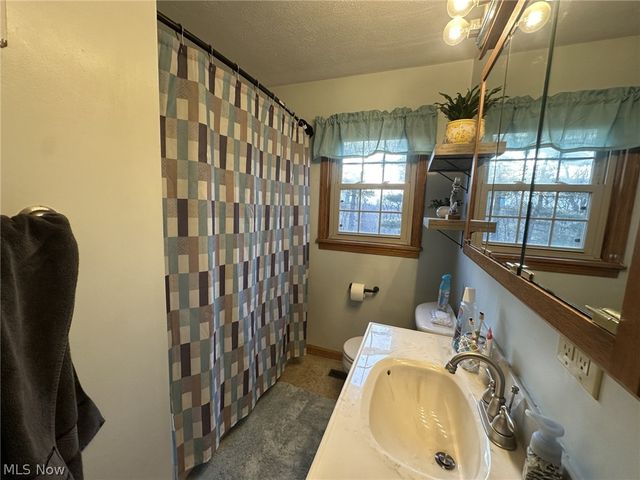 53562 High Ridge Road, Bridgeport, OH 43912