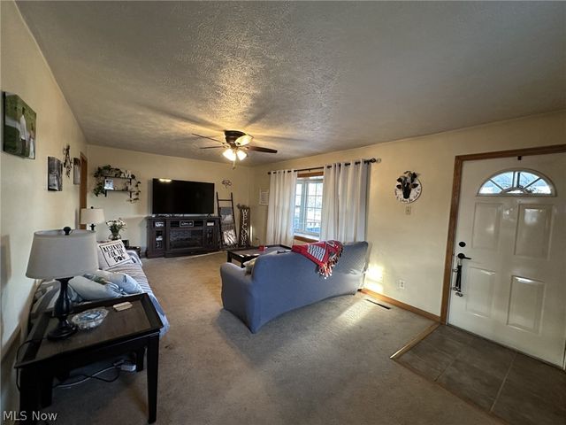 53562 High Ridge Road, Bridgeport, OH 43912