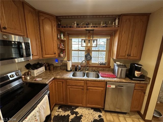 53562 High Ridge Road, Bridgeport, OH 43912