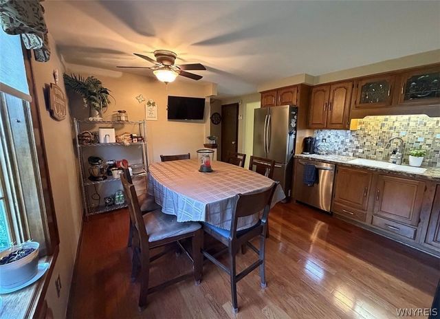 52 Wyndmoor Court, Cheektowaga, NY 14043