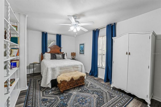 5212 NW 56TH COURT, Gainesville, FL 32653