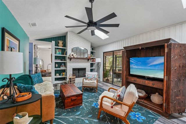5212 NW 56TH COURT, Gainesville, FL 32653