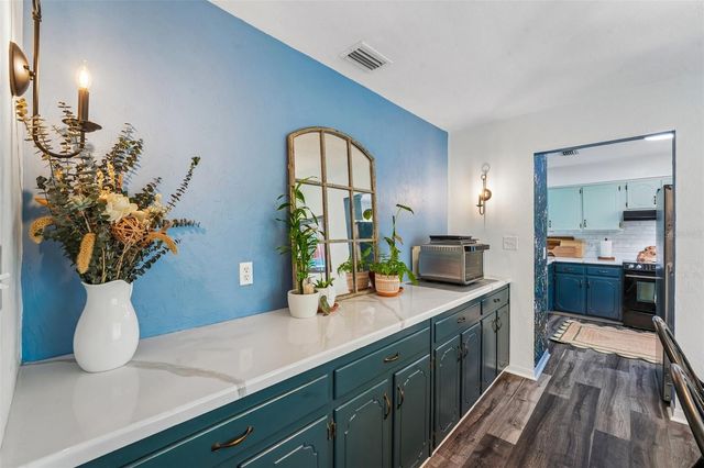 5212 NW 56TH COURT, Gainesville, FL 32653