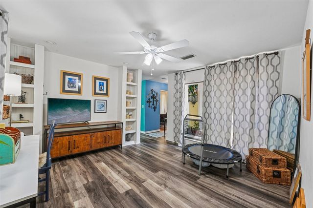 5212 NW 56TH COURT, Gainesville, FL 32653