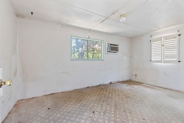 207 Lane St, Modesto, CA 95354