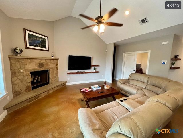 3948 Summit Drive, New Braunfels, TX 78132