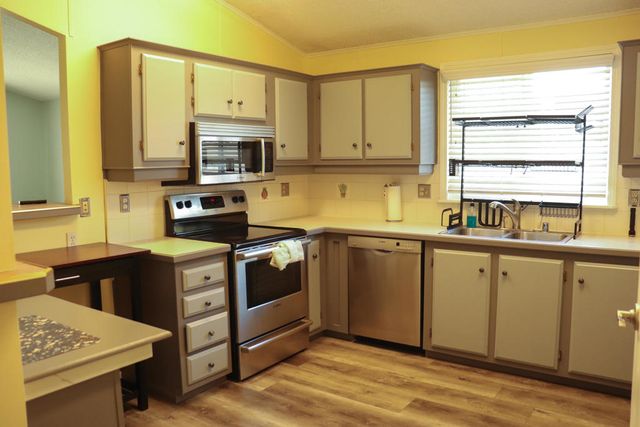 33560 Les Rd Road, Thousand Palms, CA 92276