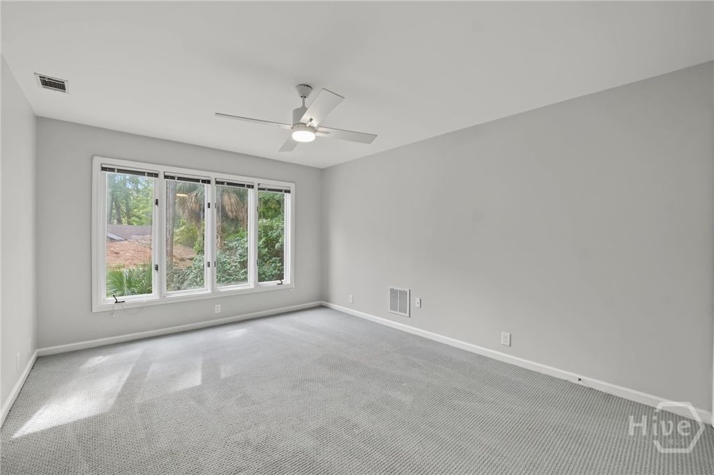 Image 24 of property listing at 11 Village Green Circle, Savannah, GA 31411