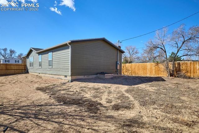 2203 W 15th Street, Pueblo, CO 81003
