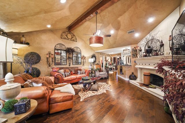 4610 Russett Place S, Pearland, TX 77584