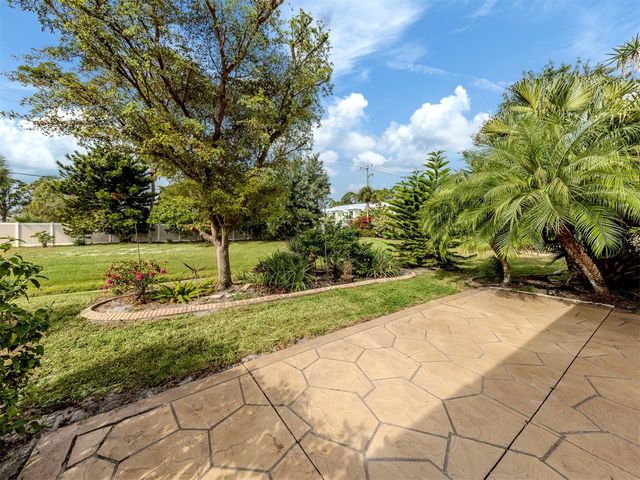 647 FOXWOOD BOULEVARD, Englewood, FL 34223