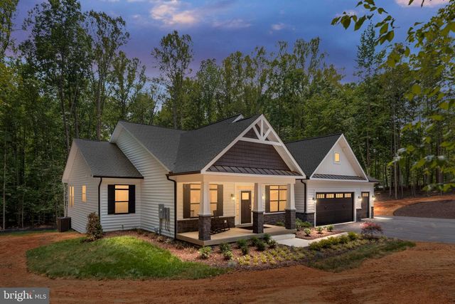 142 CHESAPEAKE DR, Stafford, VA 22554