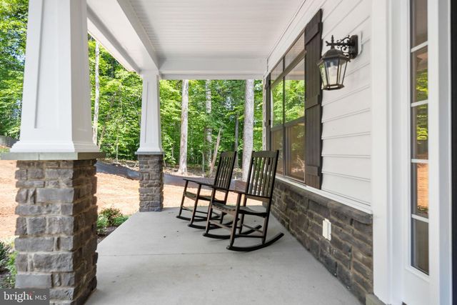 142 CHESAPEAKE DR, Stafford, VA 22554
