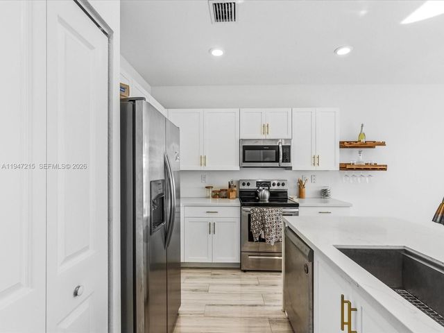 544 NE 206th Lane, Miami, FL 33179