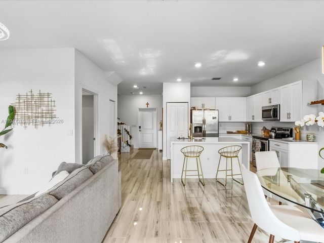 544 NE 206th Lane, Miami, FL 33179