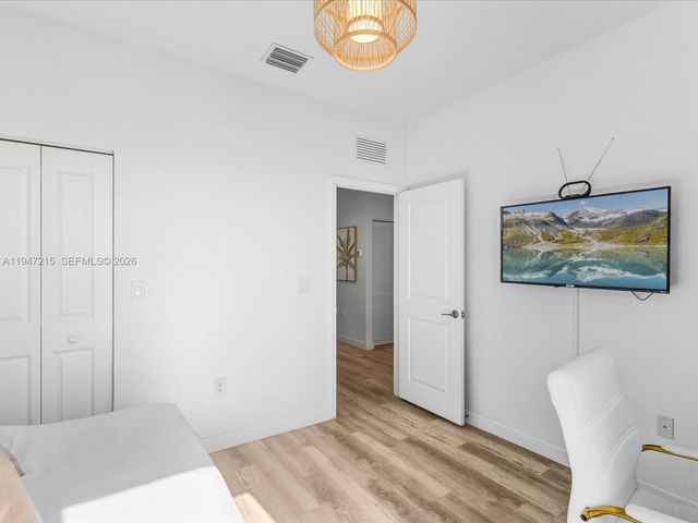 544 NE 206th Lane, Miami, FL 33179