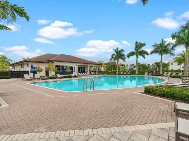 544 NE 206th Lane, Miami, FL 33179