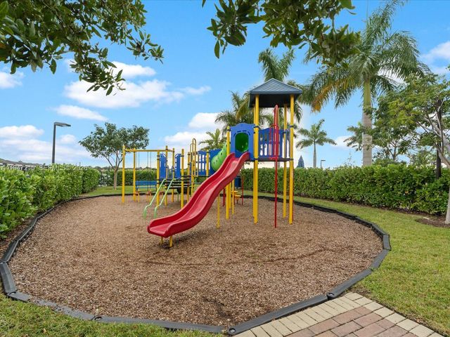 544 NE 206th Lane, Miami, FL 33179