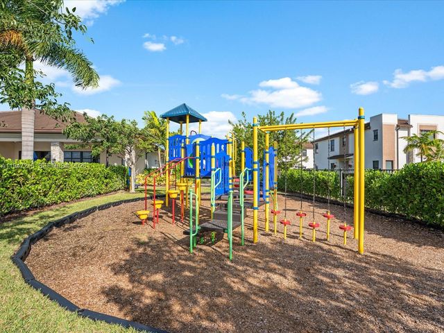 544 NE 206th Lane, Miami, FL 33179