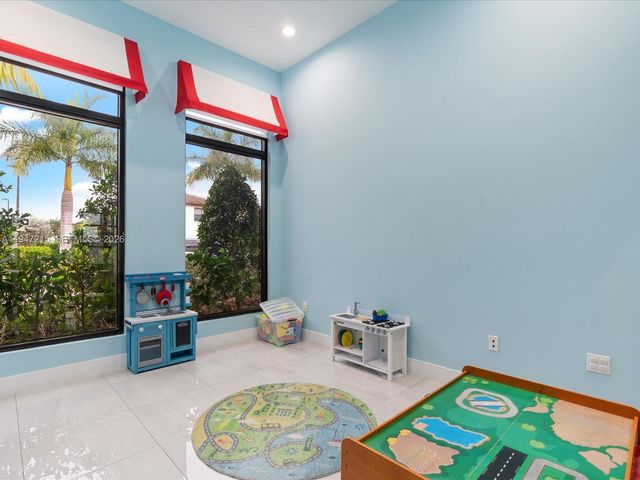 544 NE 206th Lane, Miami, FL 33179