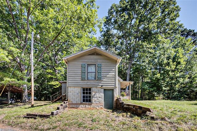 6620 Clyde King Road, Seagrove, NC 27341