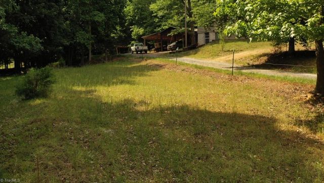 6620 Clyde King Road, Seagrove, NC 27341