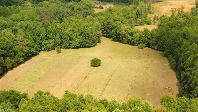 6620 Clyde King Road, Seagrove, NC 27341