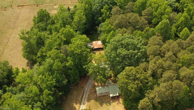 6620 Clyde King Road, Seagrove, NC 27341