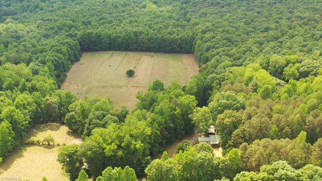 6620 Clyde King Road, Seagrove, NC 27341