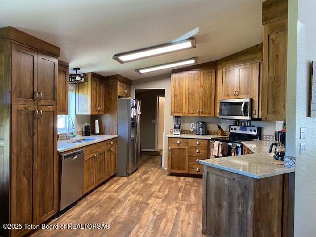 3026 SWAN VALLEY Highway, Swan Valley, ID 83449 photo 11