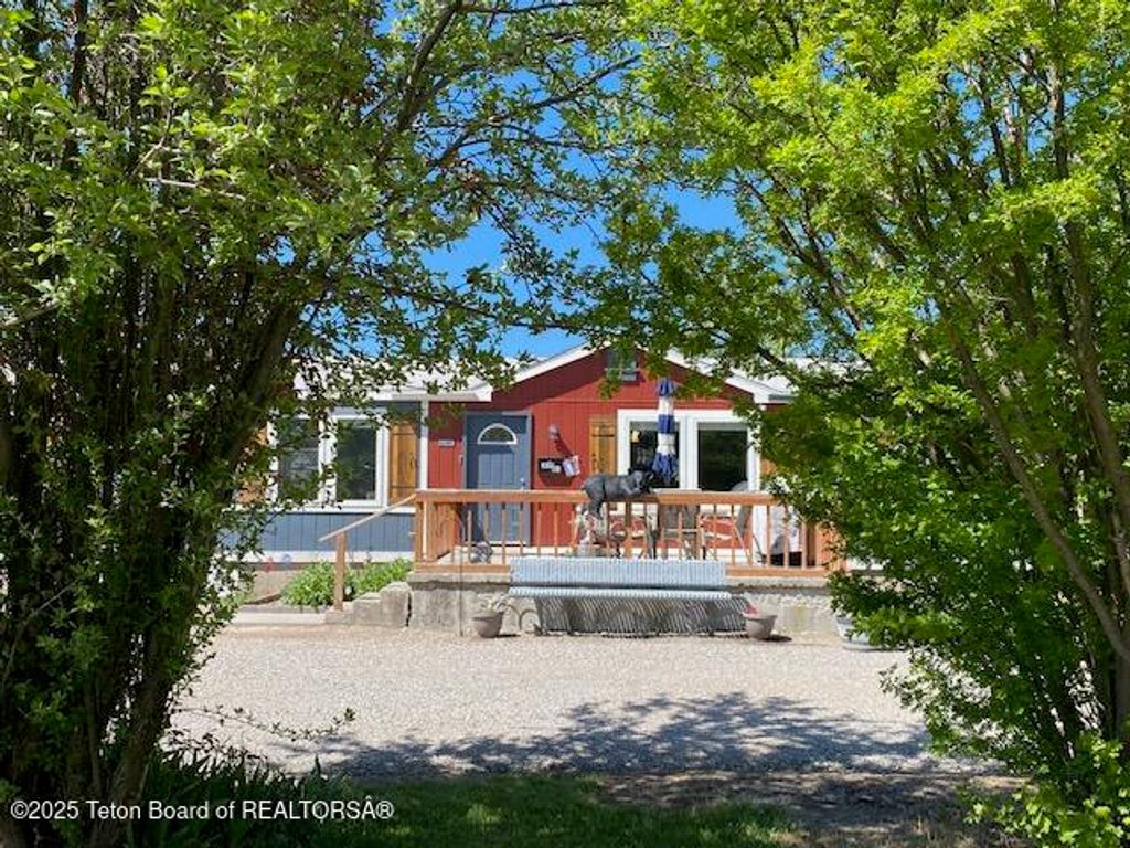 3026 SWAN VALLEY Highway, Swan Valley, ID 83449 photo 9