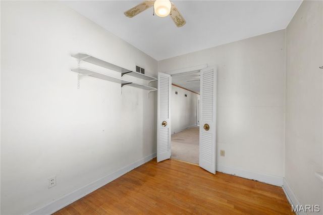 2424 Rockford Avenue, St Louis, MO 63144