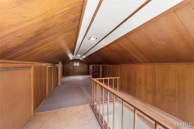 2424 Rockford Avenue, St Louis, MO 63144