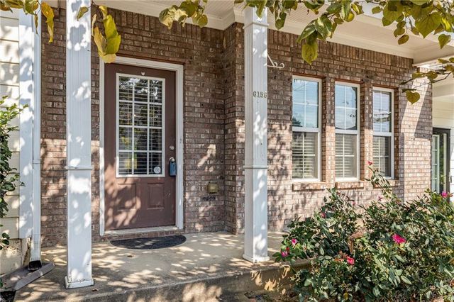 6156 Shoals Loop, Union City, GA 30291