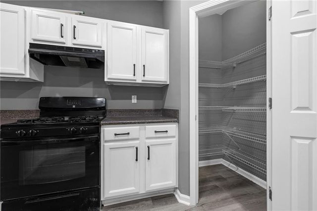 6156 Shoals Loop, Union City, GA 30291