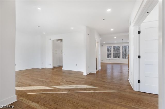 759 Mechlin Corner Rd., Union Twp., NJ 08827