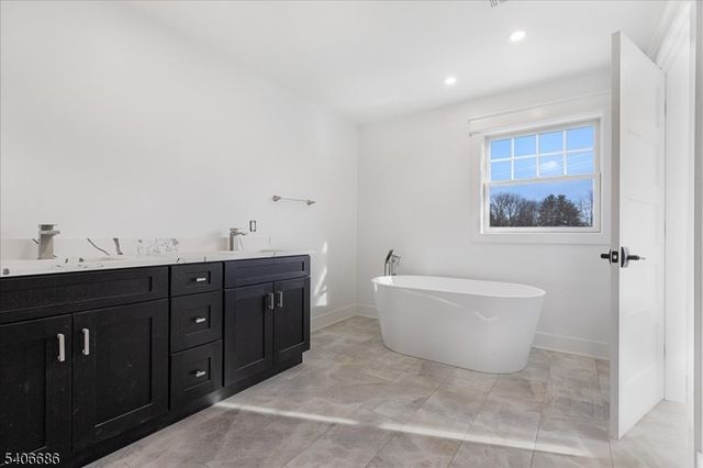 759 Mechlin Corner Rd., Union Twp., NJ 08827